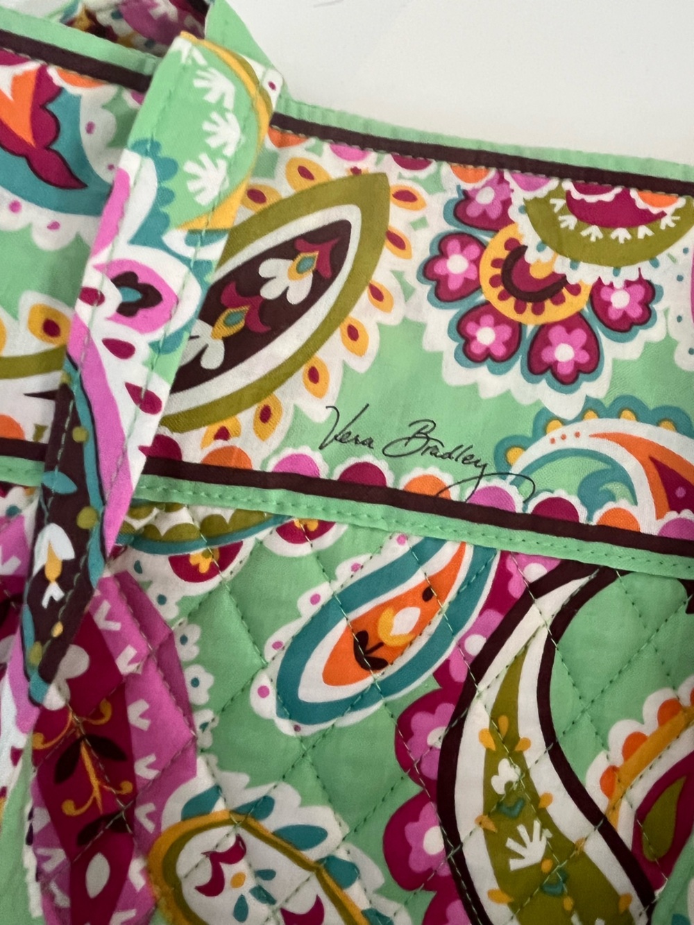 Vera Bradley Retired Tutti Frutti Everyday Quilted Tote- Excellent Condition! - Picture 13 of 15